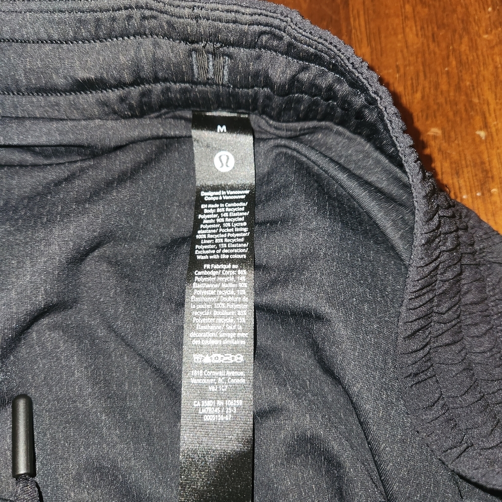 NWT Lululemon Pace Breaker Short Lined  7"  Medium  Black - Picture 2 of 4